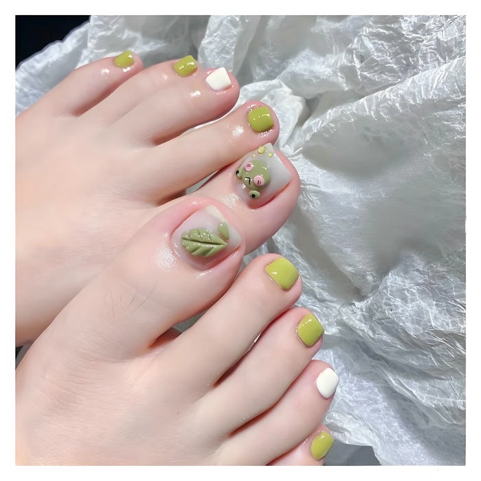 mẫu nail xinh đi biển