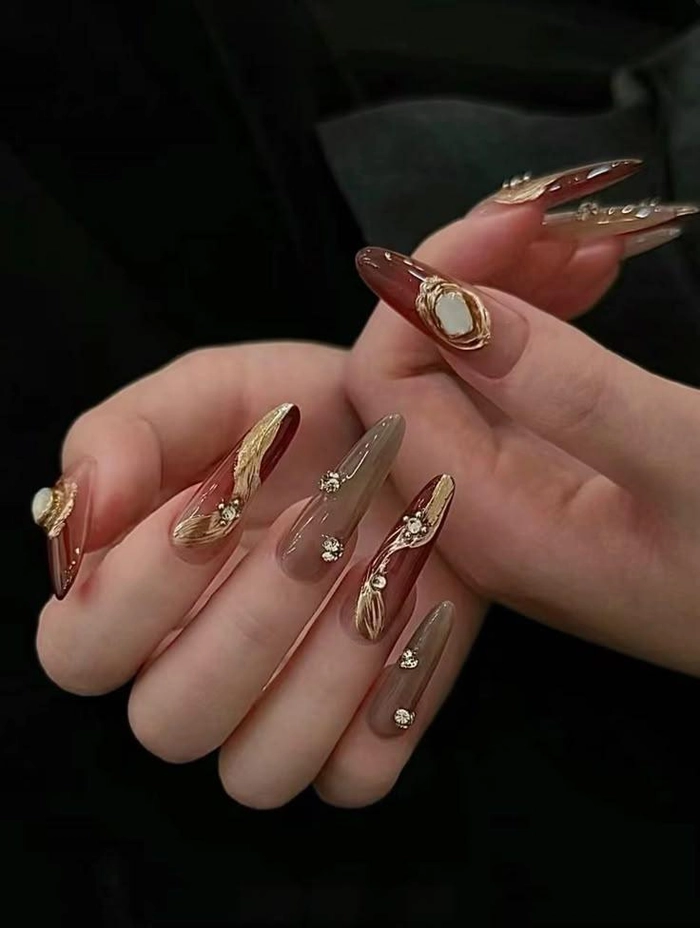 móng tay giả dài đính đá