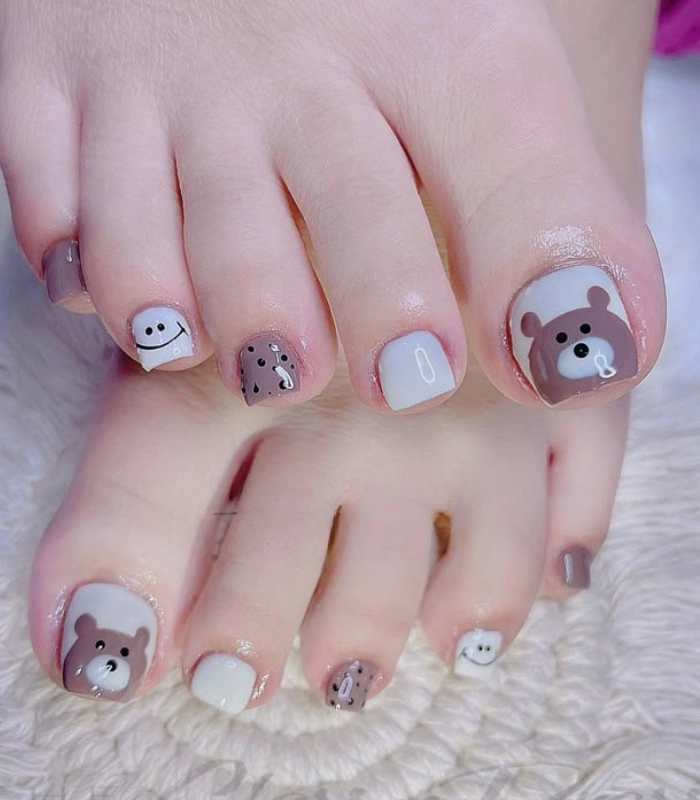 nail chân gấu
