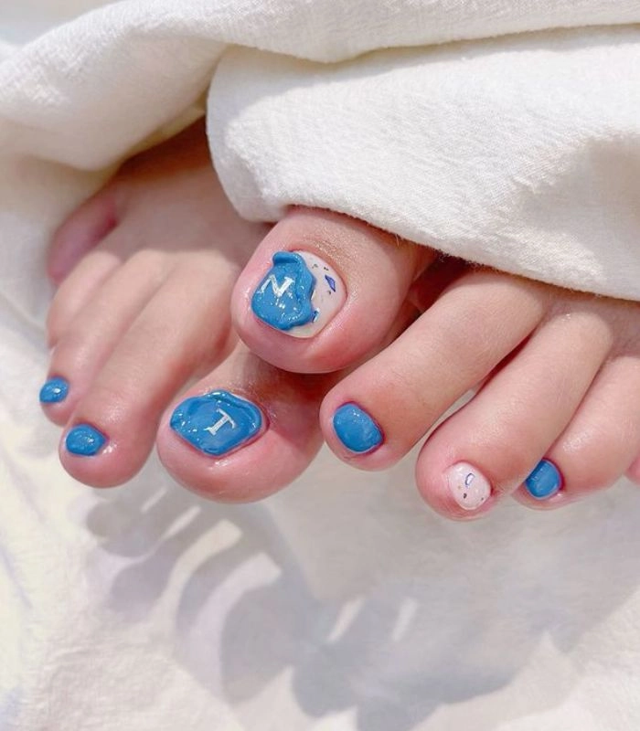 nail chân màu xanh dương nhạt siêu xinh