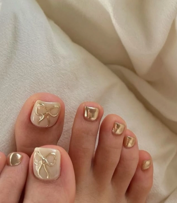 nail chân tráng gương đơn giản