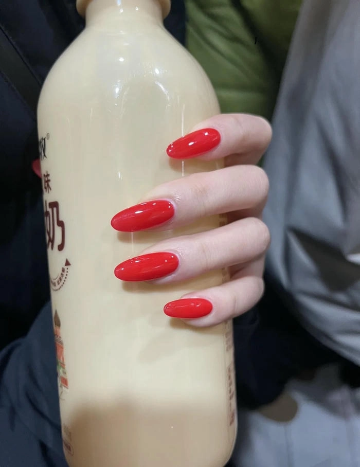 nail màu đỏ cherry