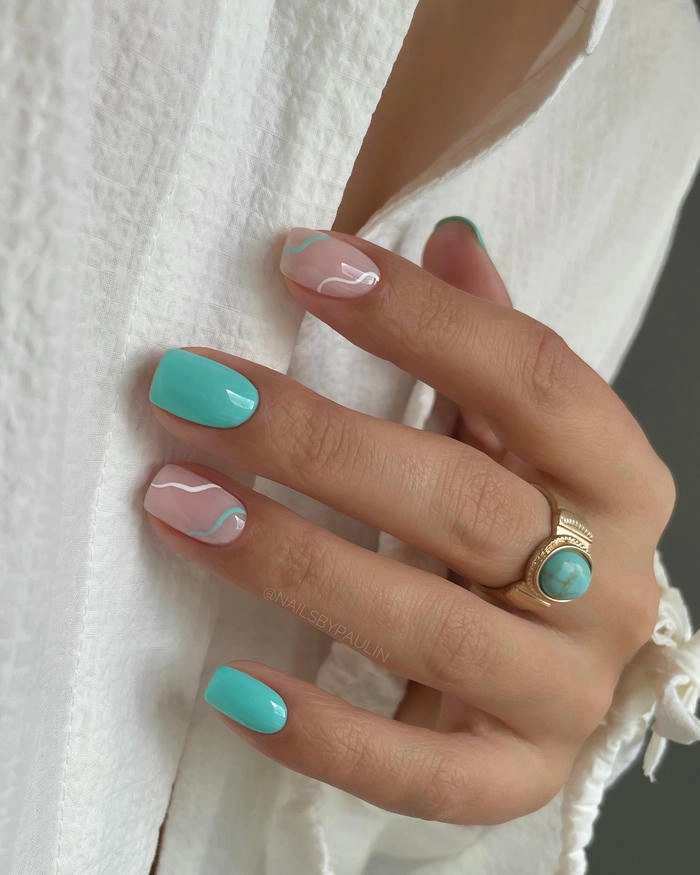 nail màu xanh ngọc móng vuông ngắn