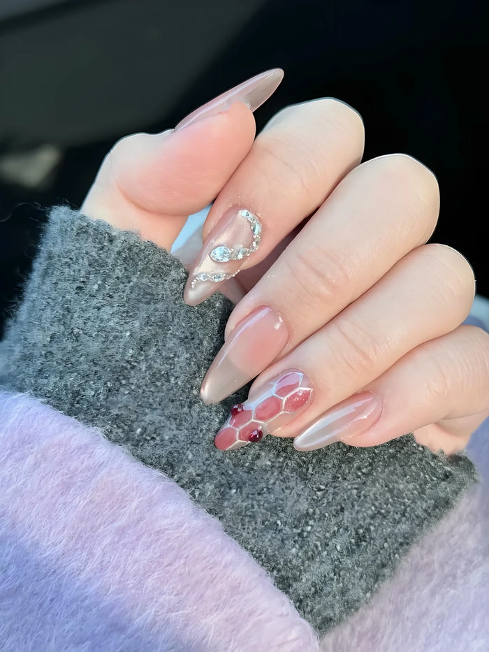 nail rắn cute