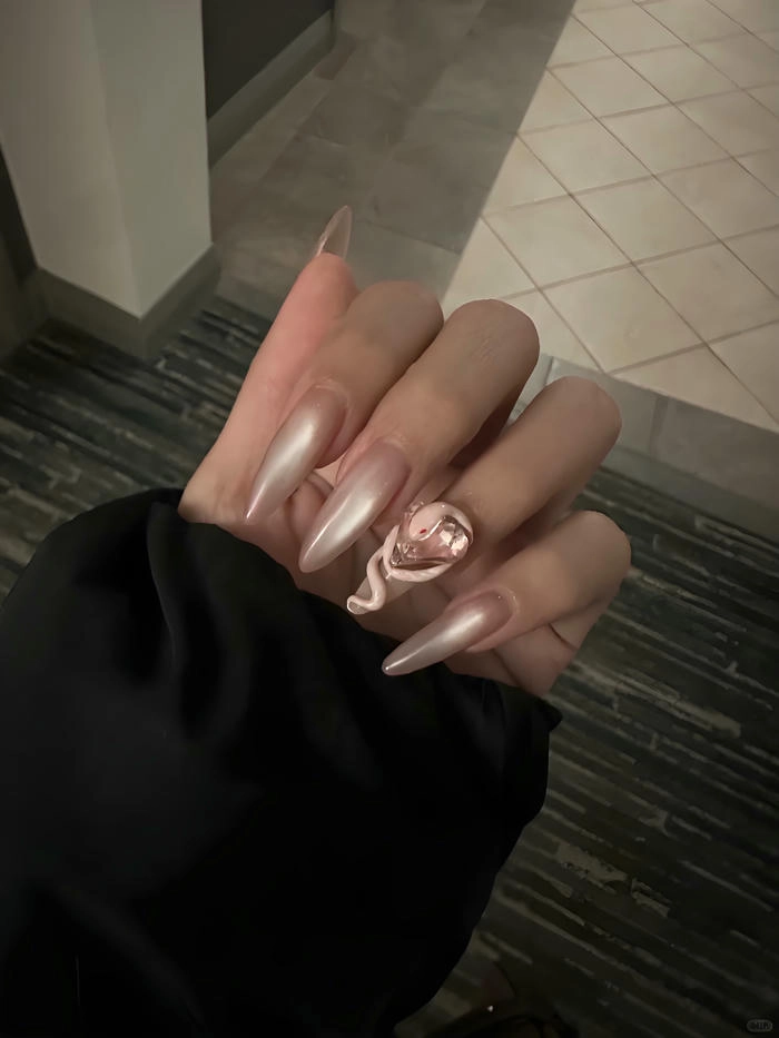 nail rắn đẹp nhất