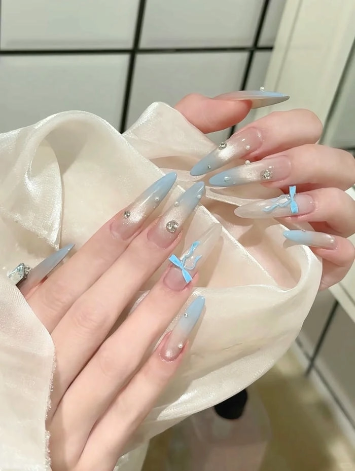 nail sơn pastel đẹp gắn nơ