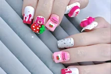 Tuyển tập 144+ mẫu nail gấu dâu Lotso xinh xẻo yêu hết cỡ
