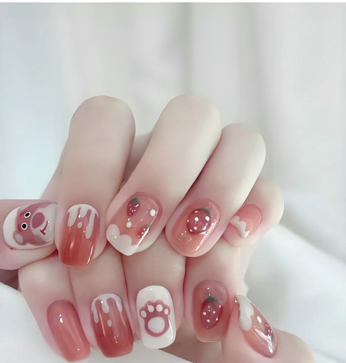 nail tay hồng gấu dâu