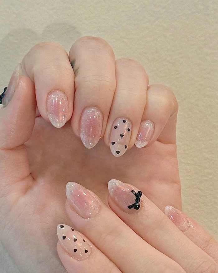 nail tay siêu xinh gắn nơ