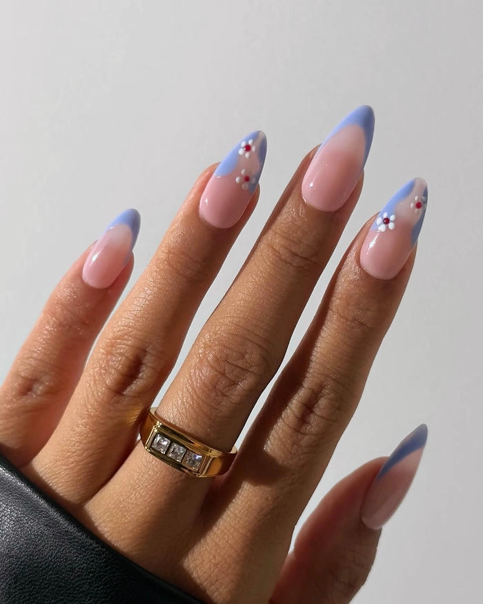 nail tay vẽ hoa đơn giản