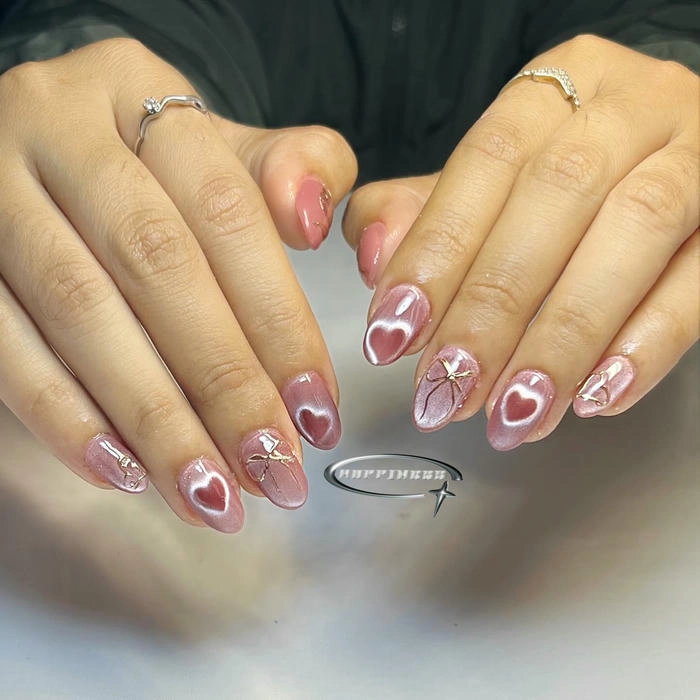 nail tay xinh đơn giản gắn nơ