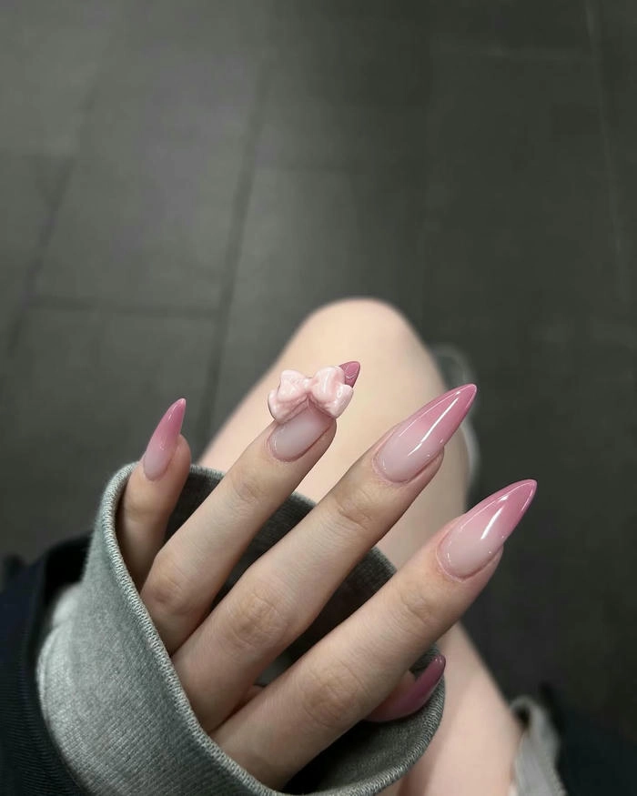 nail tay xinh móng nhọn