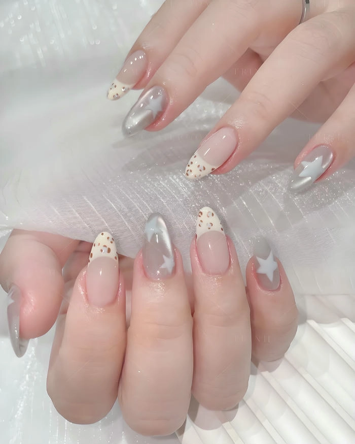 nail tay xinh nhẹ nhàng đơn giản
