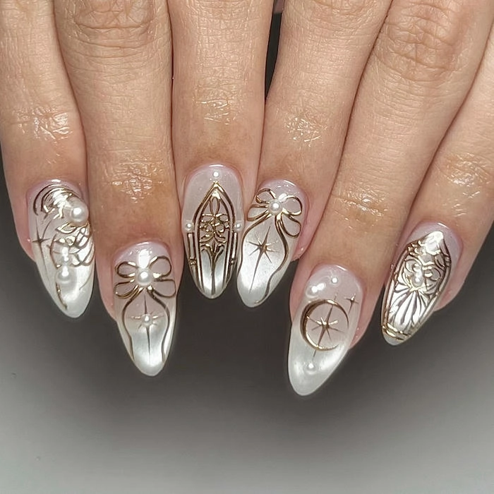 nail tròn nhọn cá tính