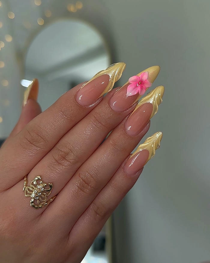 nail tròn nhọn vẽ