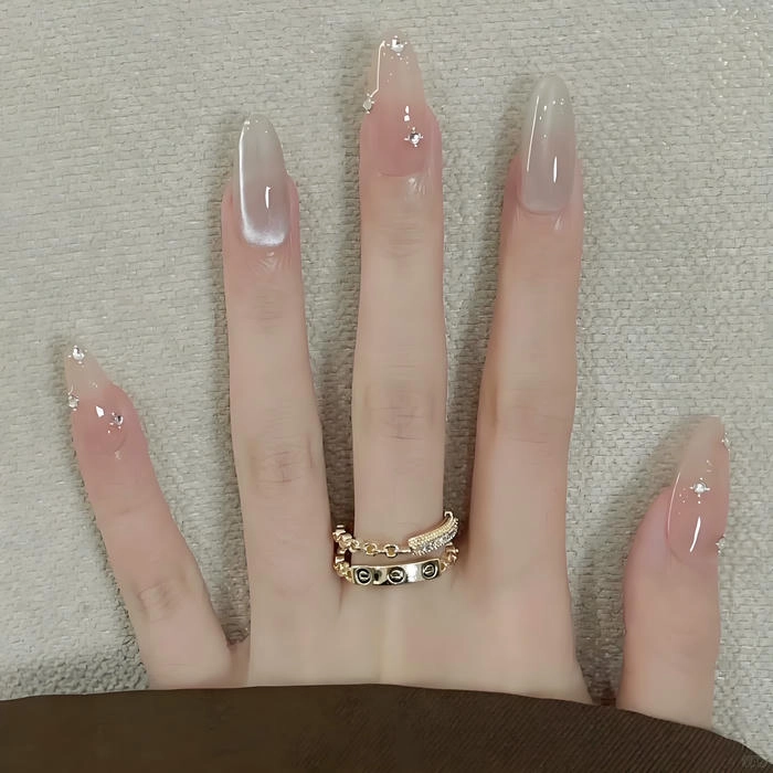 nail trong suốt siêu xinh
