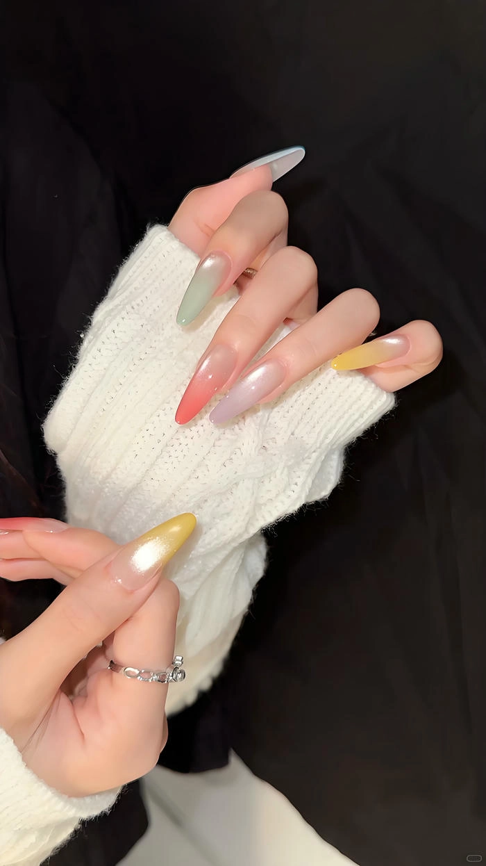 sơn móng tay pastel đẹp