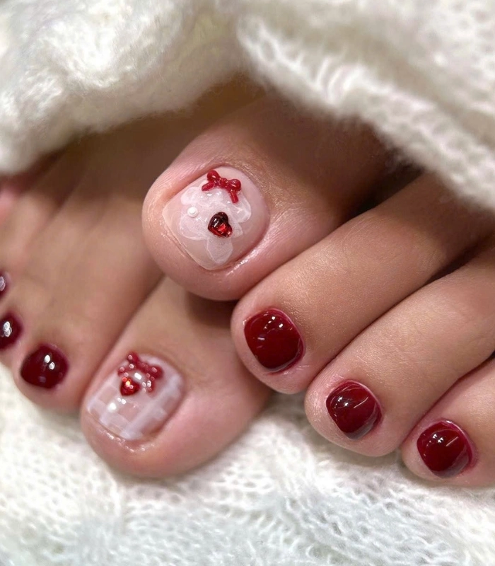 Các mẫu nail chân đẹp đơn giản