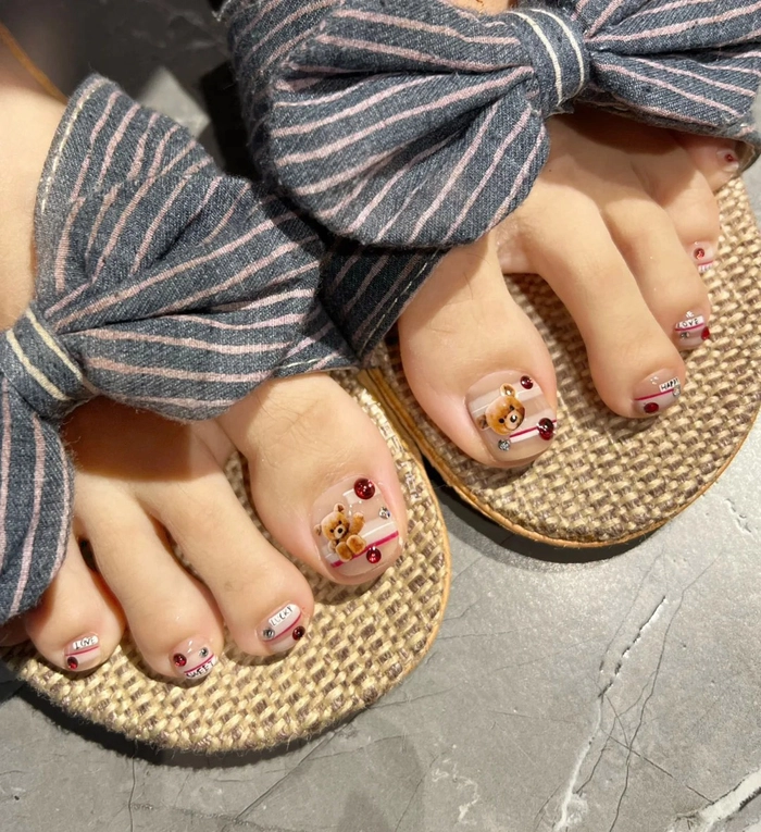 Gợi ý nail chân gấu nâu đẹp
