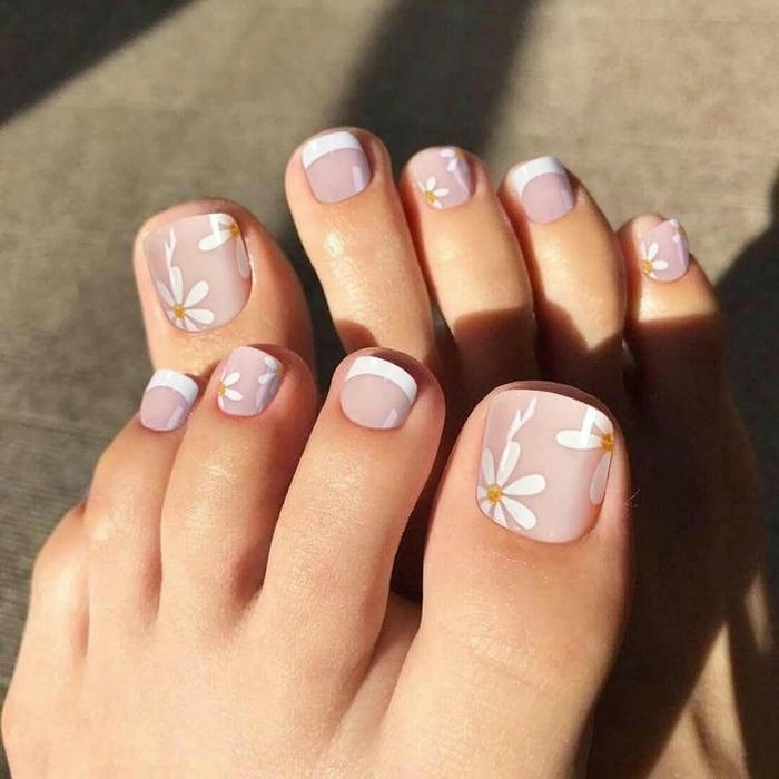 Mẫu móng chân đầu móng viền mảnh