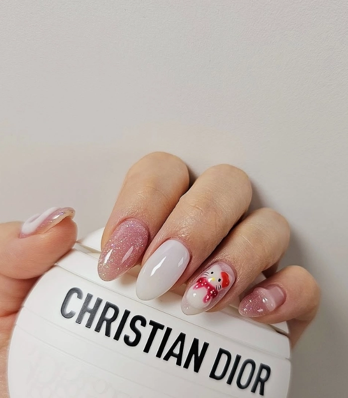 Mẫu nail Hello Kitty đơn giản