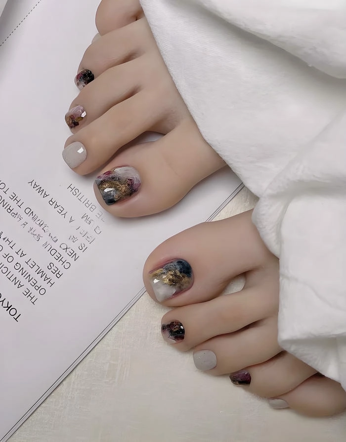 Mẫu nail chân loang vân đá đẹp