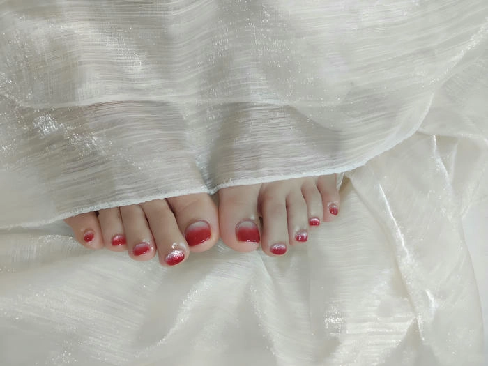 Mẫu nail chân ombre dễ thương