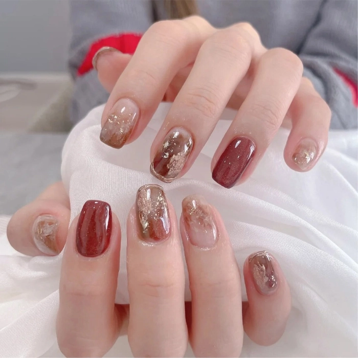 Mẫu nail dành cho người lớn tuổi tinh tế
