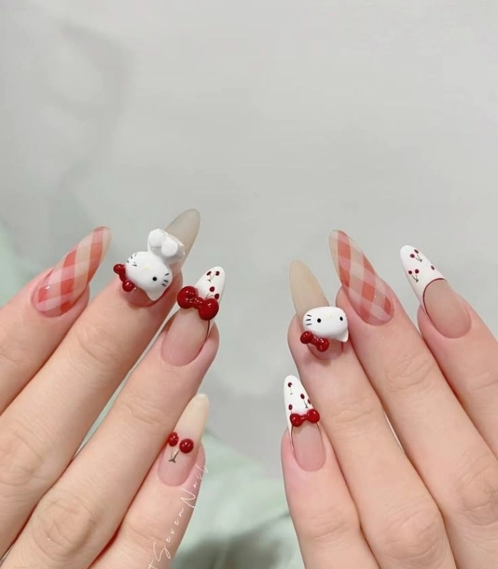 Mẫu nail hình mèo Kitty mini