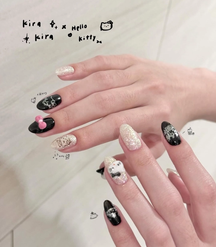 Nail Hello Kitty đính charm