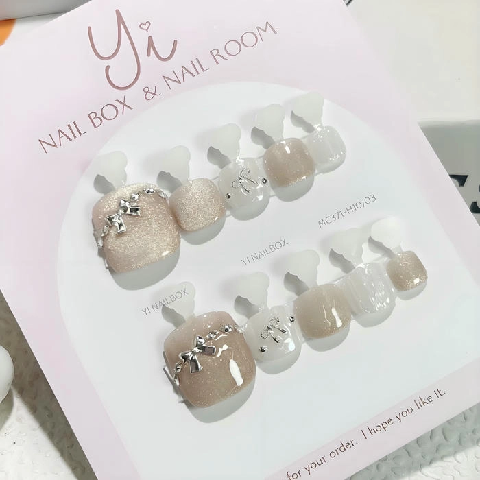 Nail box móng chân đính đá