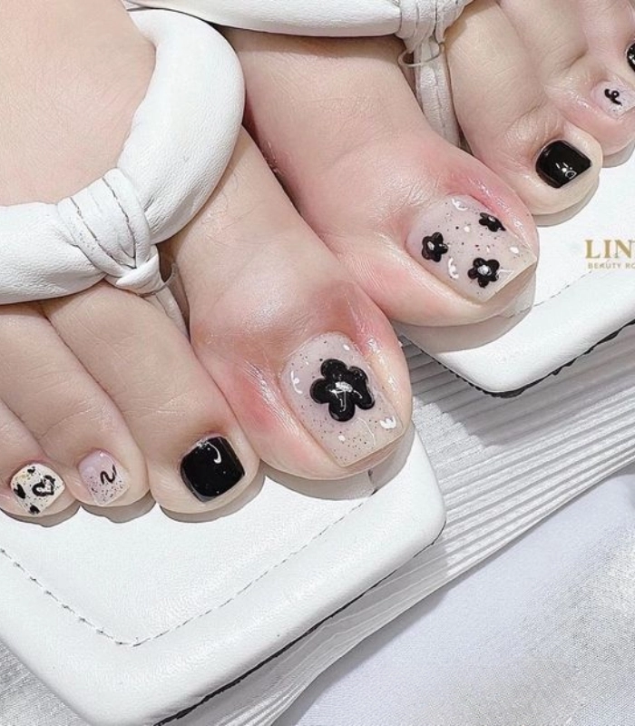 Nail chân chanel nhẹ nhàng