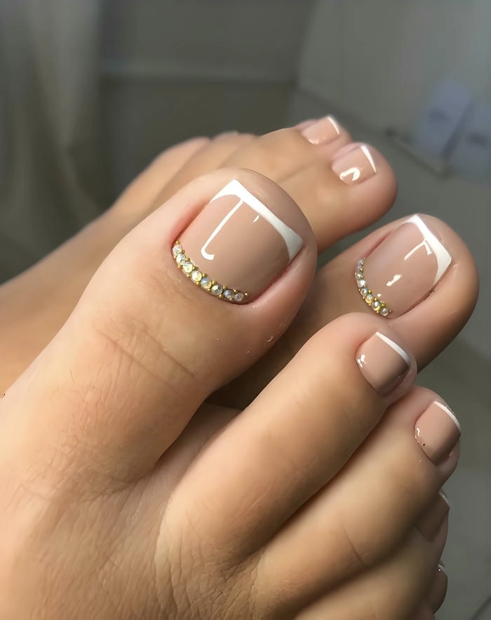 Nail chân đầu móng cho móng ngắn