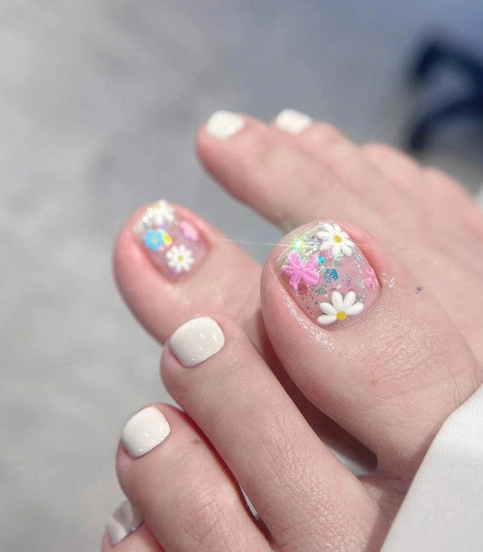 Nail chân đơn giản mà xinh