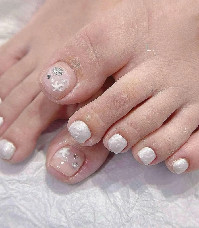 Nail chân đơn giản tôn da
