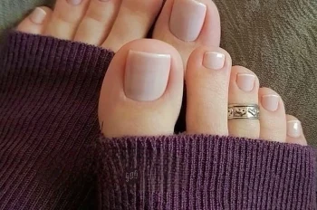 166+ mẫu nail chân màu nude xịn sò, tôn da không góc chết