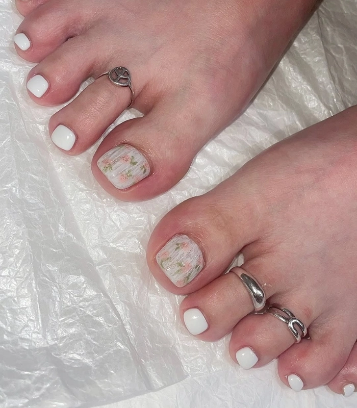 Nail chân mùa hè họa tiết hình học