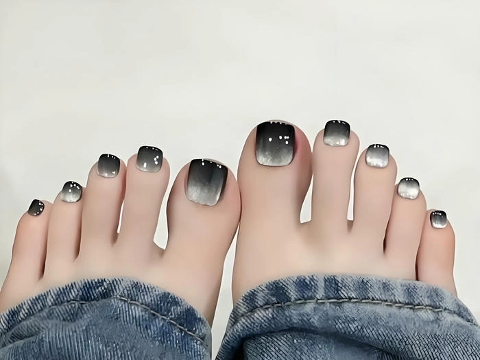 Nail chân ombre đơn giản cuốn hút