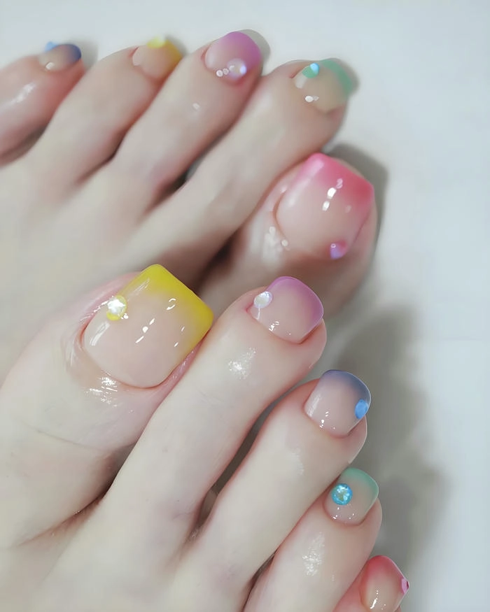 Nail chân ombre hai màu chuyển êm