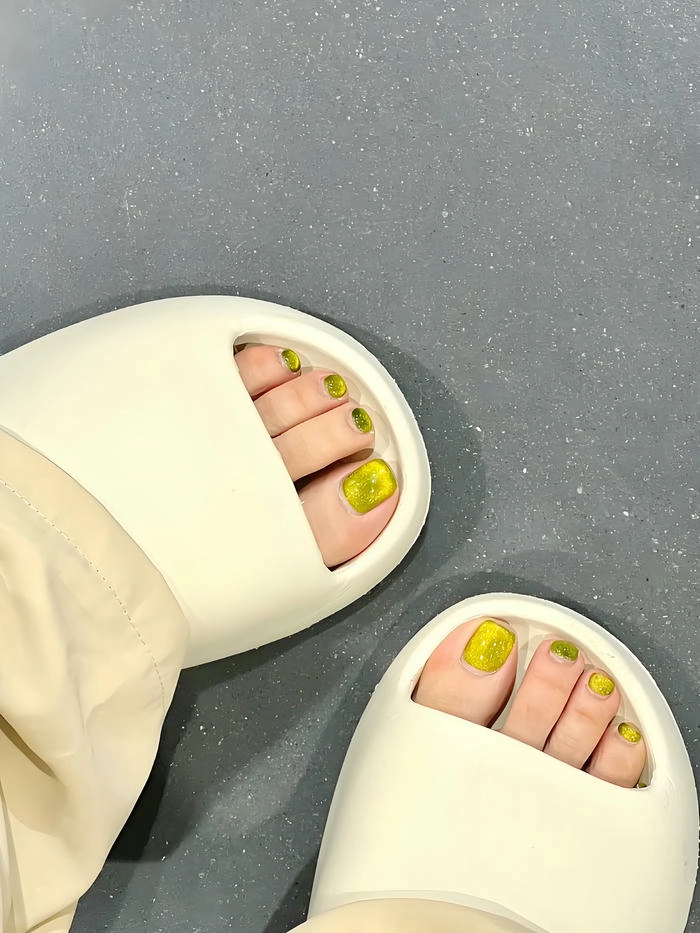 Nail chân xanh lá cây basic