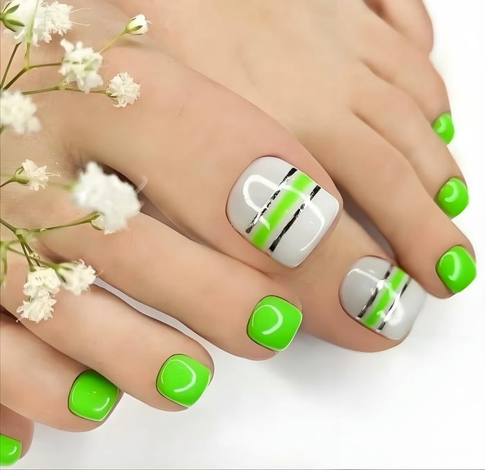 Nail chân xanh lá nhẹ xinh