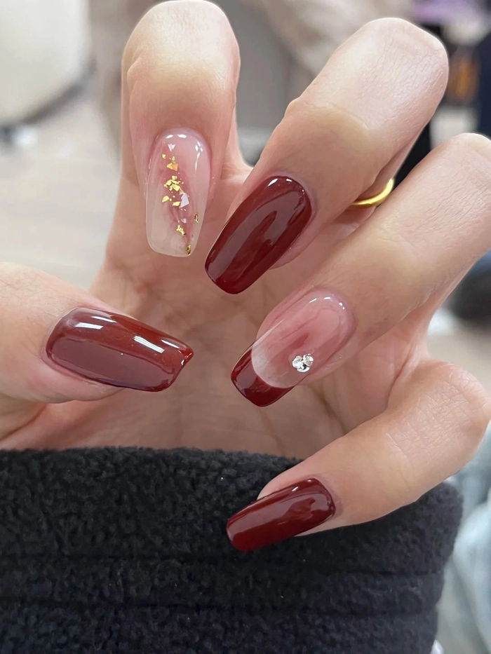 Những mẫu nail dành cho người lớn tuổi màu be