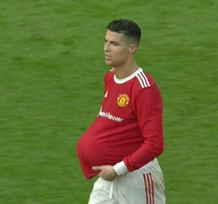 Ảnh meme Ronaldo tấu hài