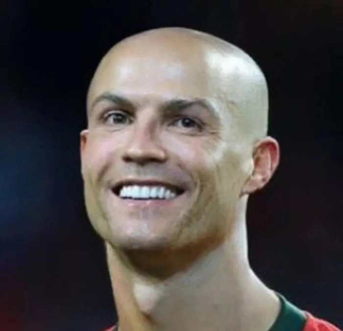 Ảnh meme Ronaldo troll cực mạnh