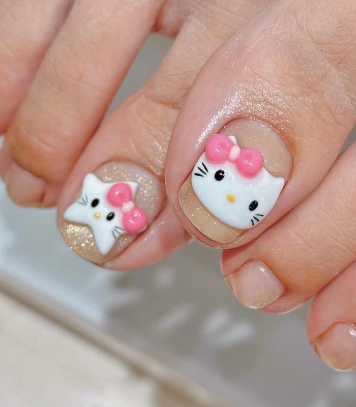 Mẫu nail chân Hello Kitty cá tính