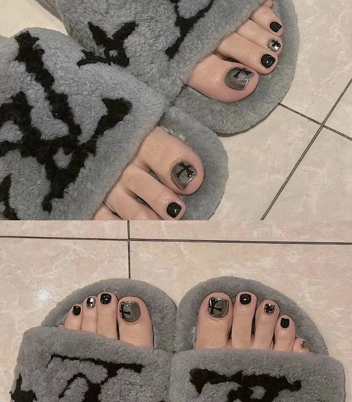 Mẫu nail chân trắng da dễ thương