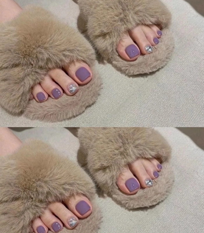 Mẫu nail chân trắng da tinh tế