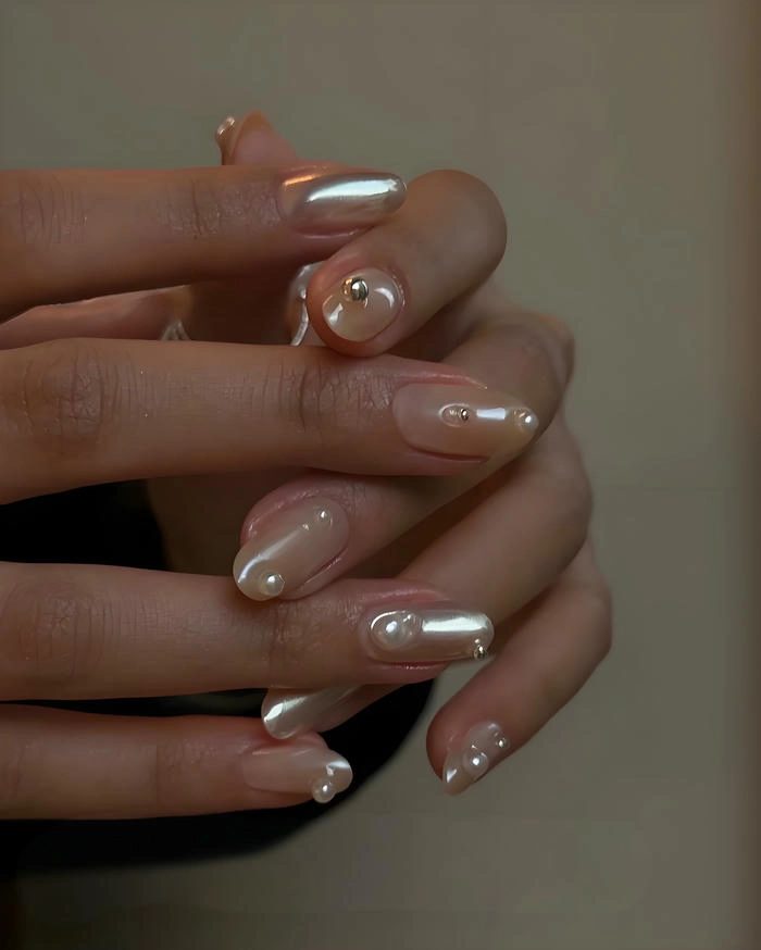 Mẫu nail ngọc trai sang chảnh