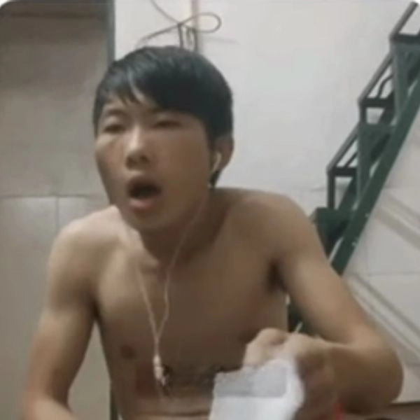 Meme không hiểu chuyện gì