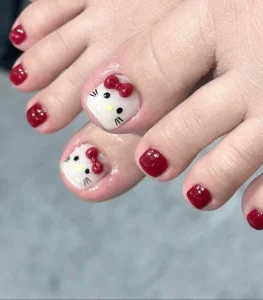 Móng chân Hello Kitty phong cách Nhật